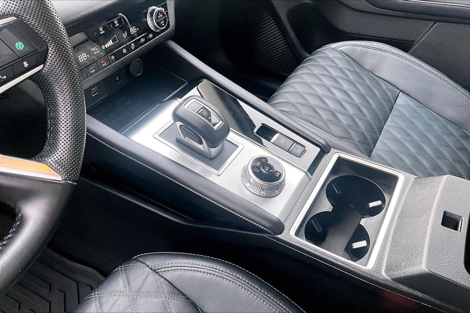 2023 Mitsubishi Outlander SEL