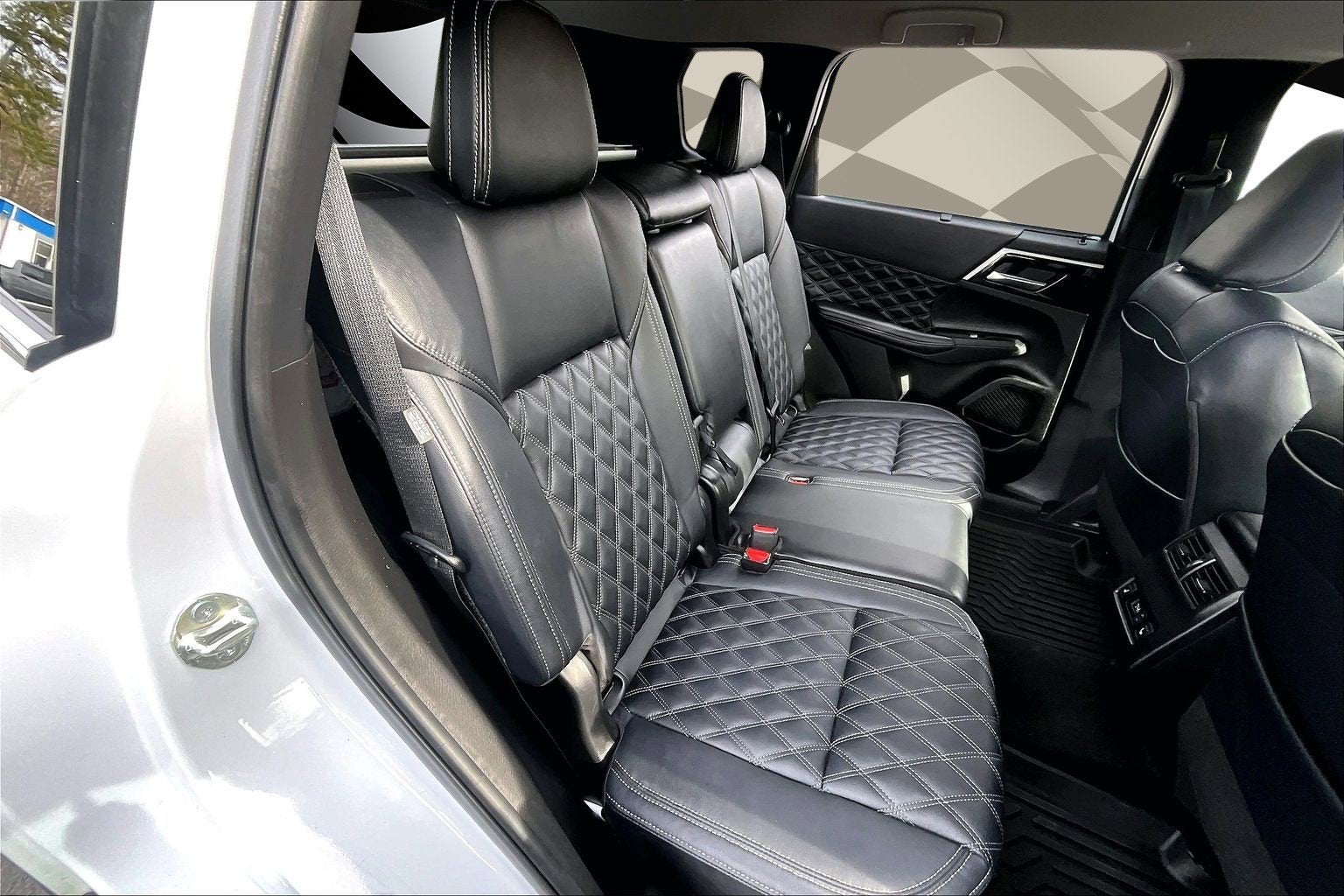 2023 Mitsubishi Outlander SEL