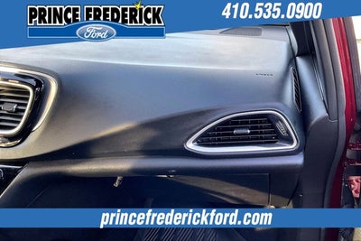 2020 Chrysler Pacifica Hybrid Touring L