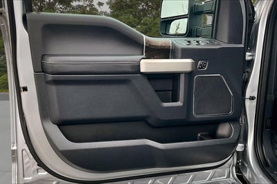 2022 Ford Super Duty F-350 SRW LARIAT