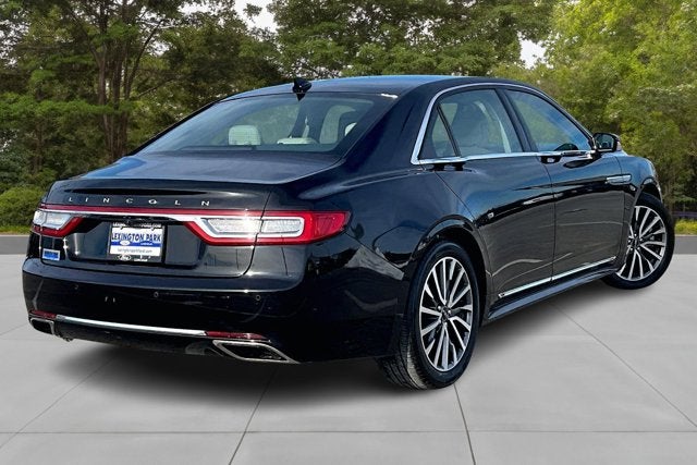 2019 Lincoln Continental Select