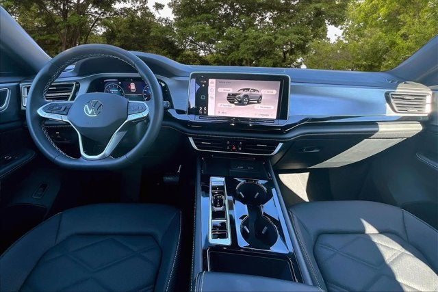 2024 Volkswagen Atlas Cross Sport 2.0T SE w/Technology