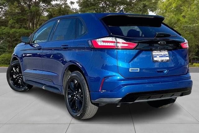 2022 Ford Edge SE