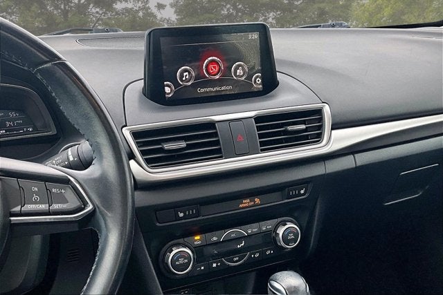 2017 Mazda Mazda3 4-Door Touring