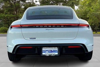 2022 Porsche Taycan Base