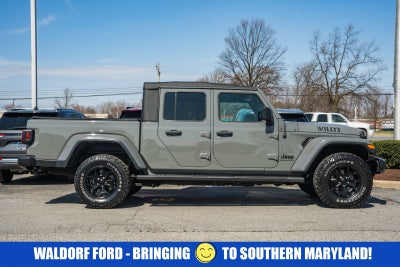 2022 Jeep Gladiator Willys