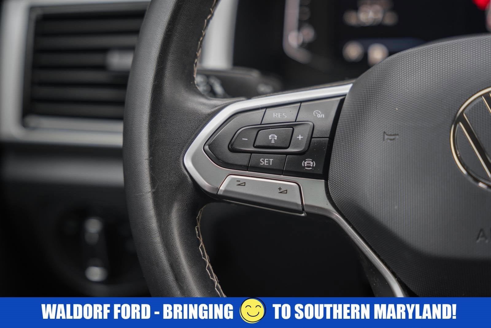 2023 Volkswagen Atlas 3.6L V6 SE w/Technology