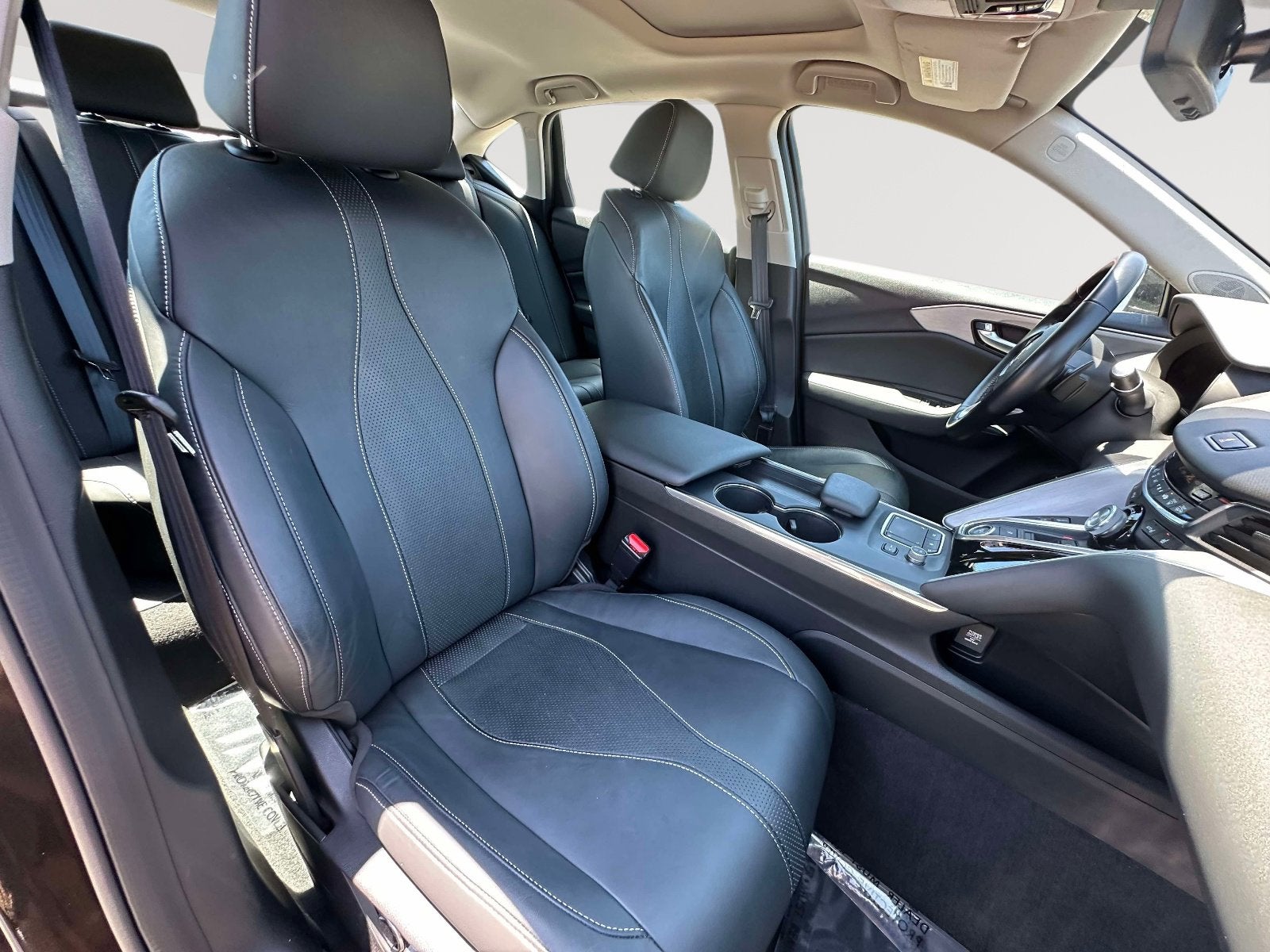 2022 Acura TLX w/Technology Package