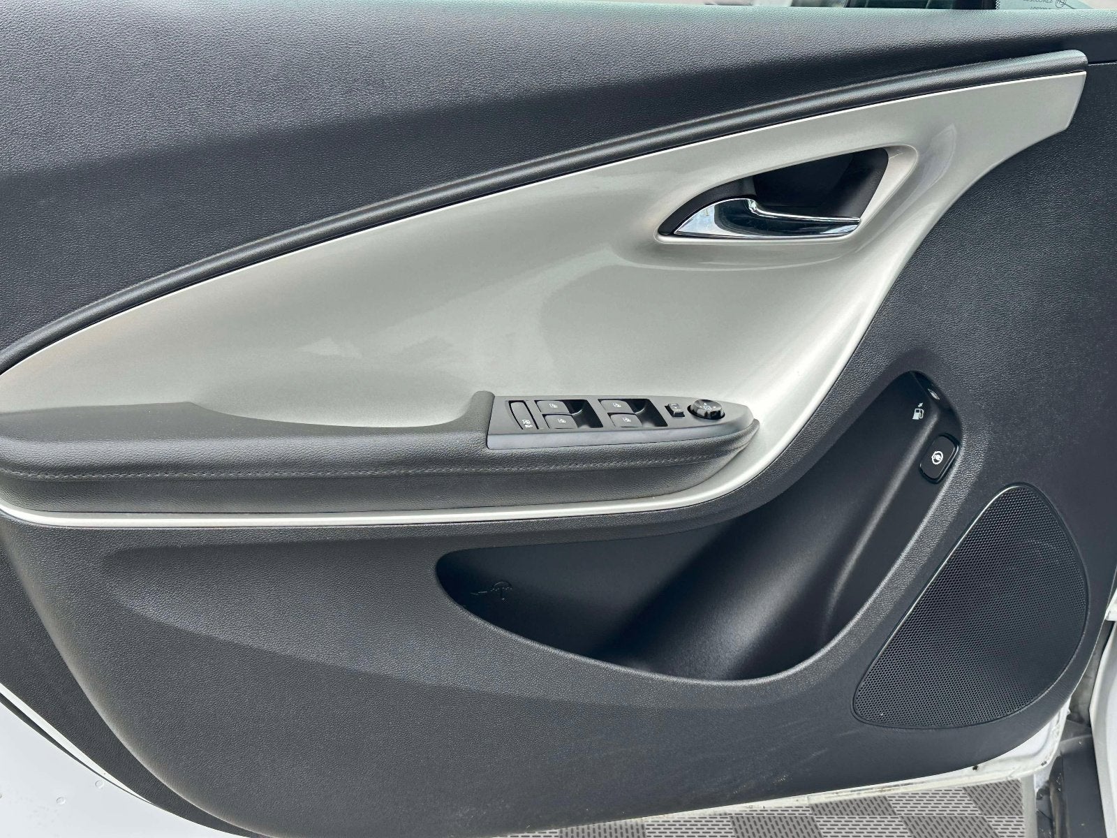 2013 Chevrolet Volt Base