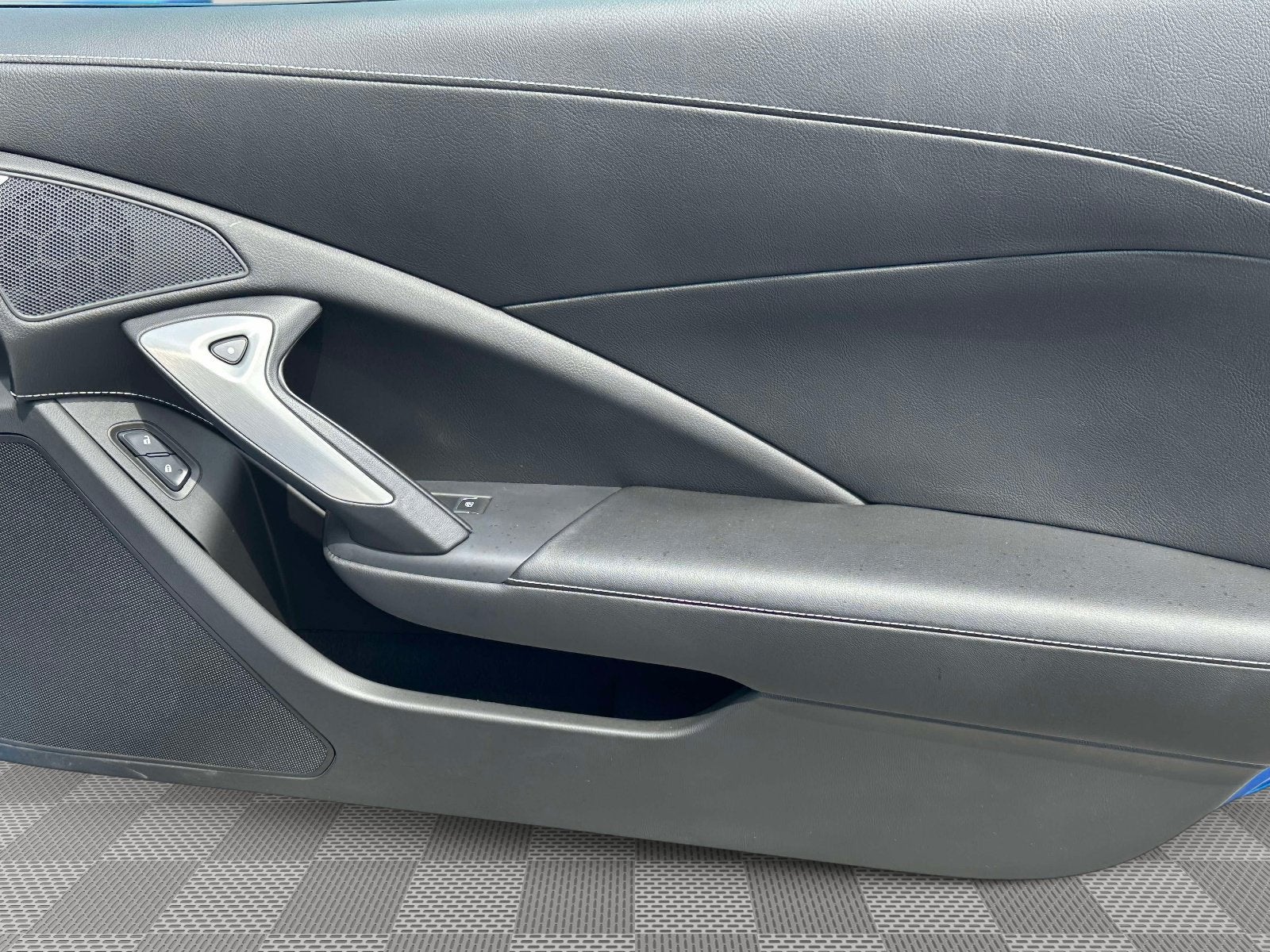 2016 Chevrolet Corvette Stingray Z51 2LT