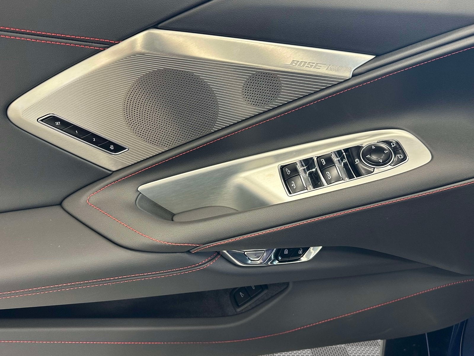 2027 Chevrolet Corvette 2LT - Photo 31