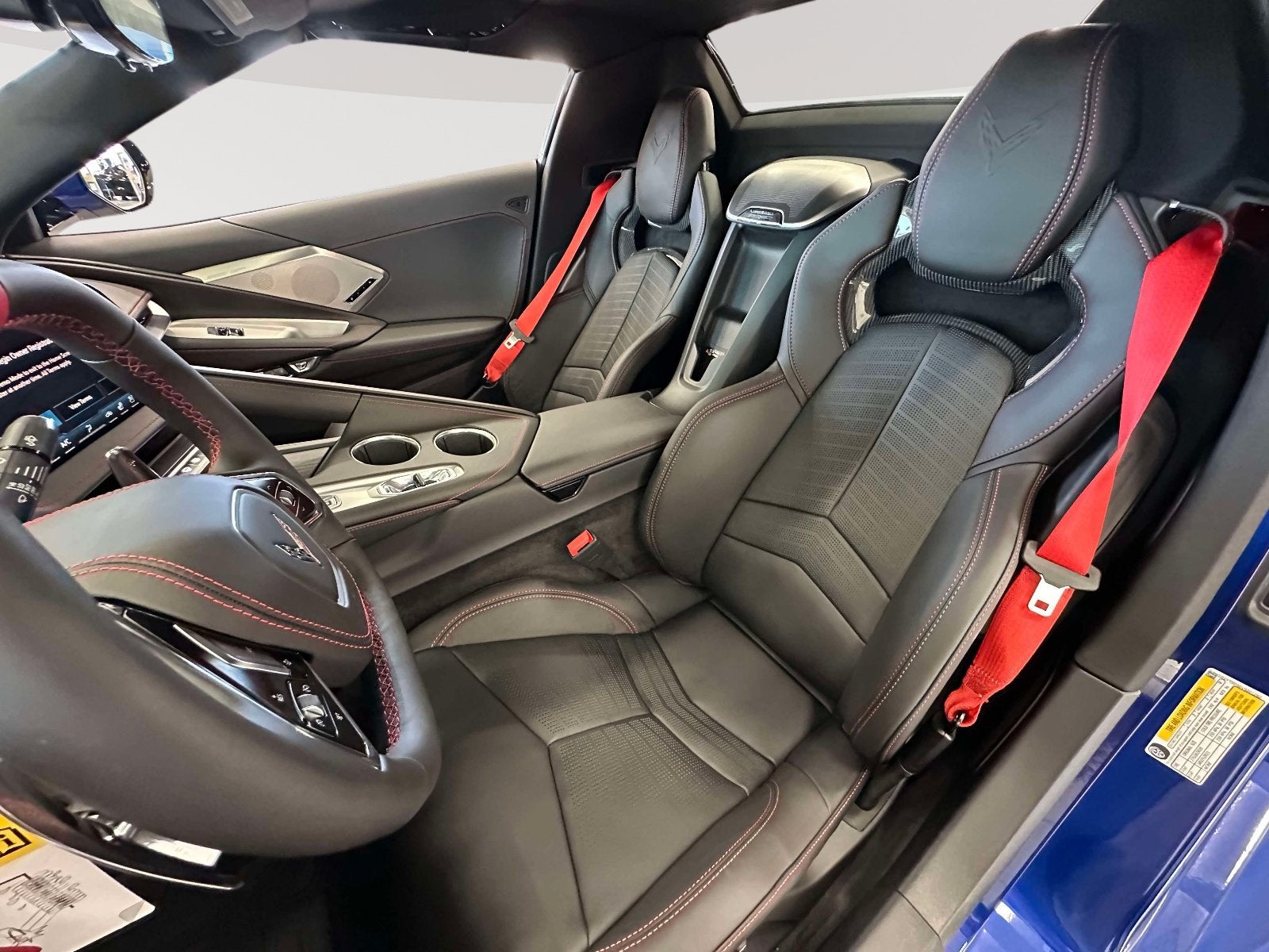 2027 Chevrolet Corvette 2LT - Photo 33