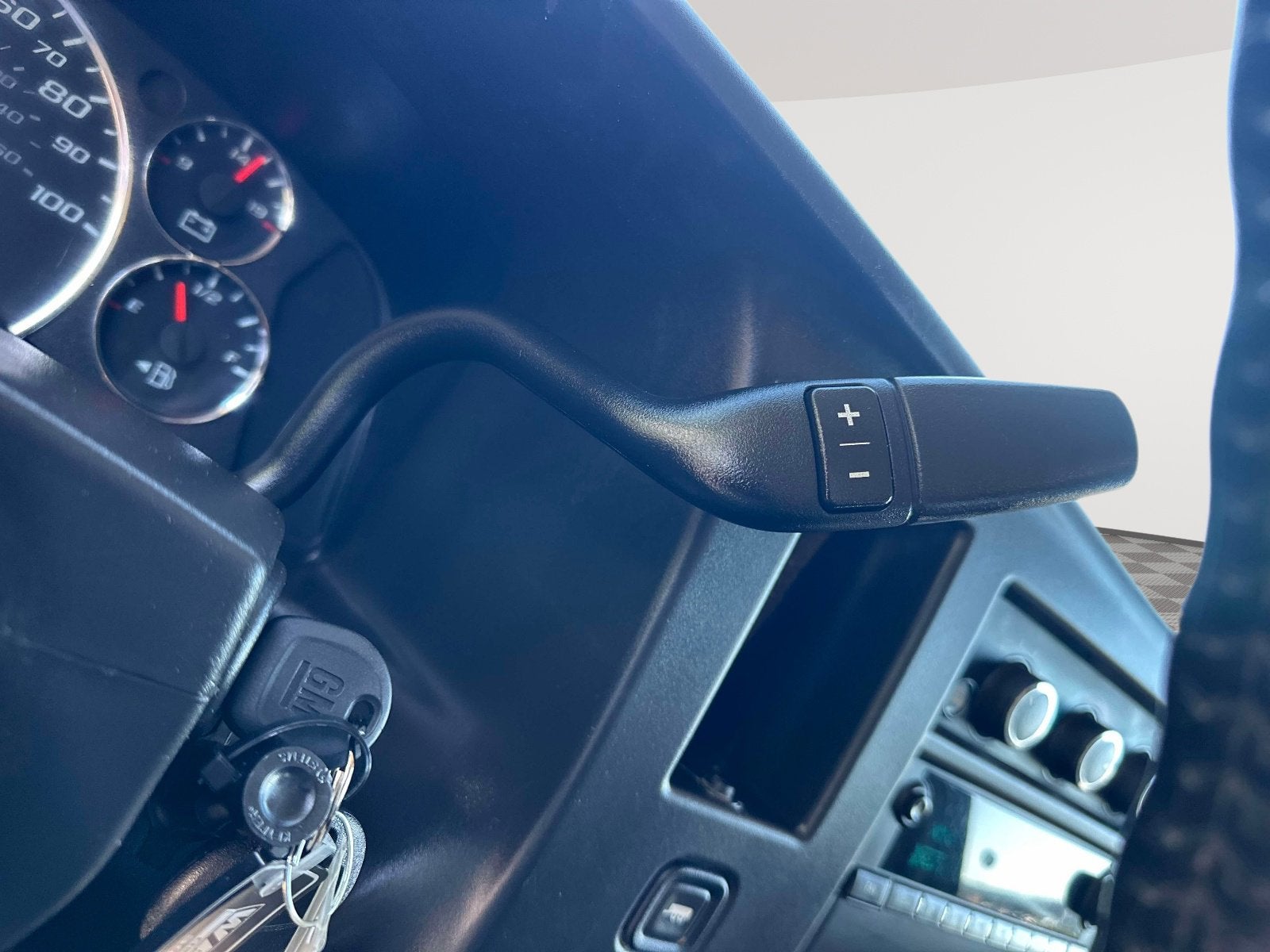 2023 Chevrolet Express Passenger 3500 1LS