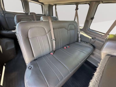 2023 Chevrolet Express Passenger 3500 1LS