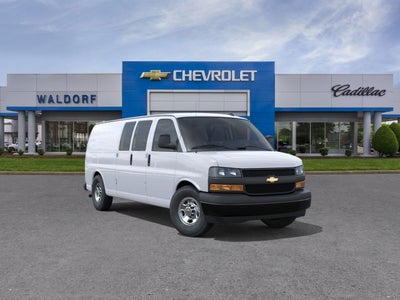 2025 Chevrolet Express Cargo 3500 WT