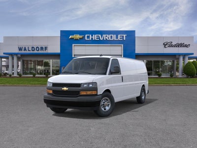 2025 Chevrolet Express Cargo 3500 WT