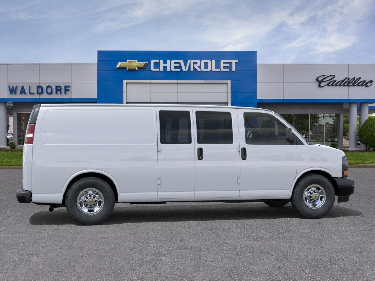 2025 Chevrolet Express Cargo 3500 WT