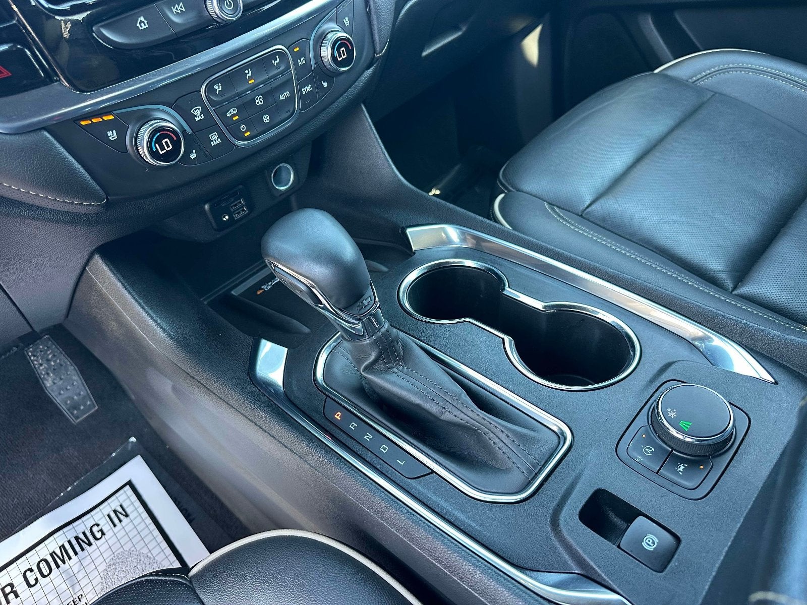 2023 Chevrolet Traverse Premier - Photo 12