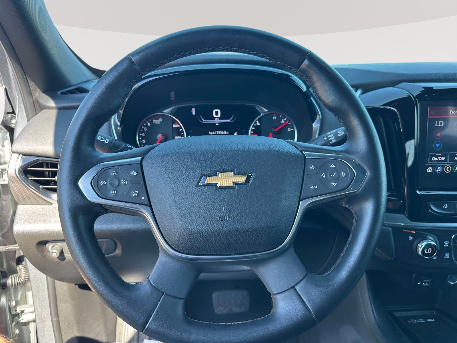 2023 Chevrolet Traverse Premier - Photo 13