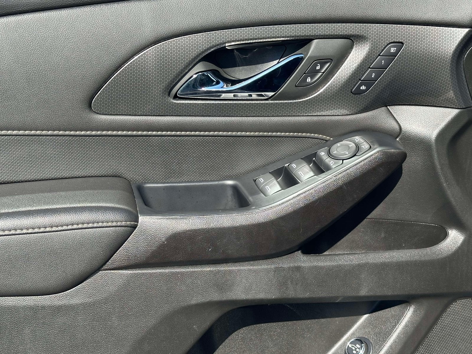 2023 Chevrolet Traverse Premier - Photo 20