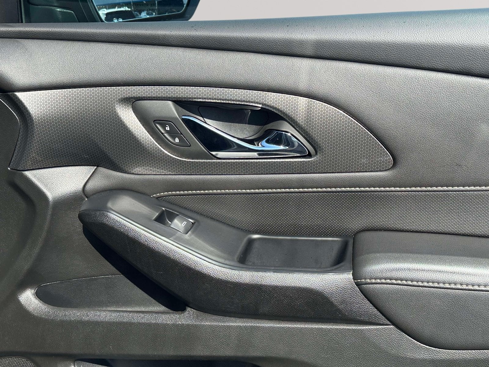 2023 Chevrolet Traverse Premier - Photo 25