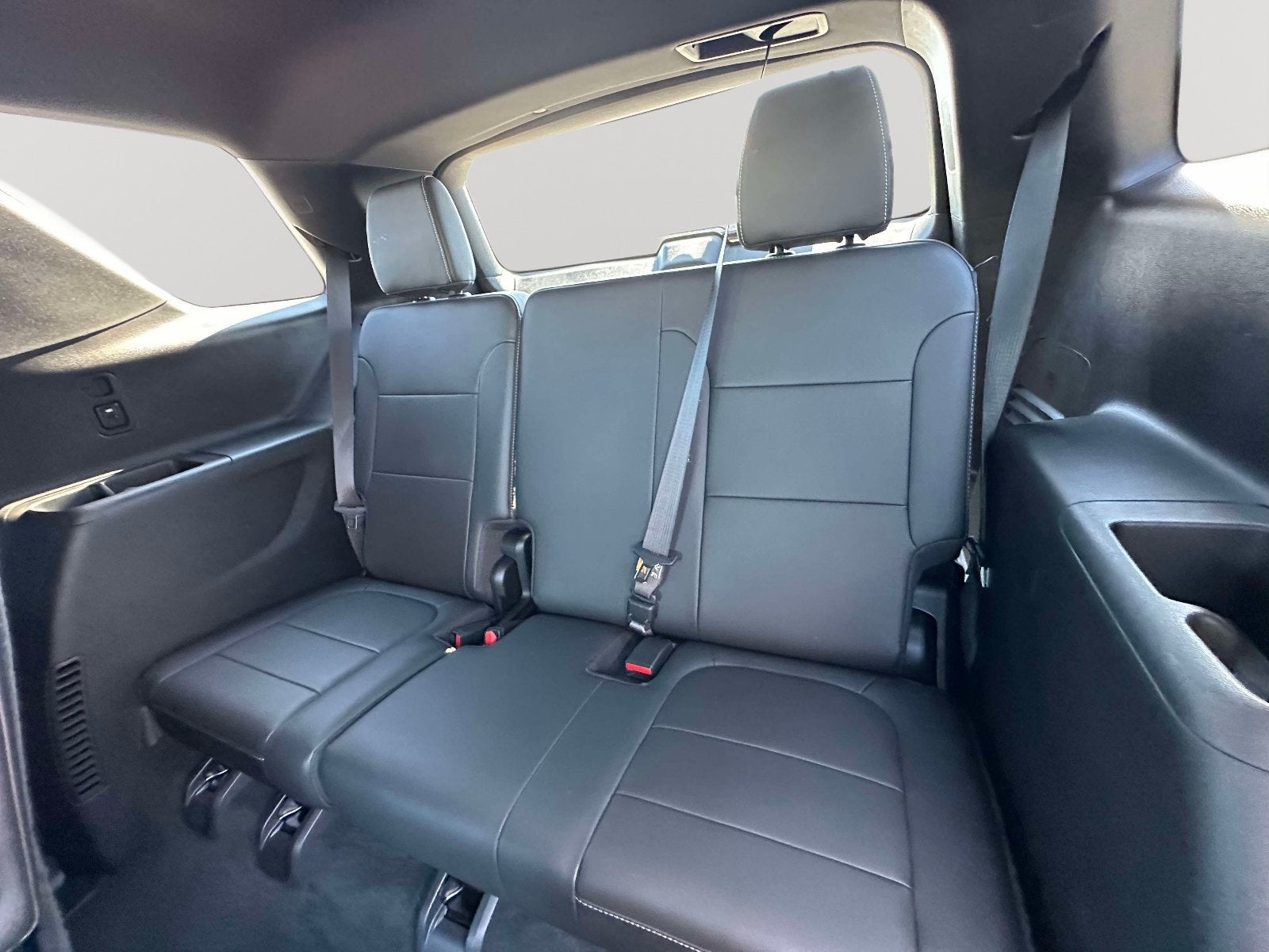 2023 Chevrolet Traverse Premier - Photo 32