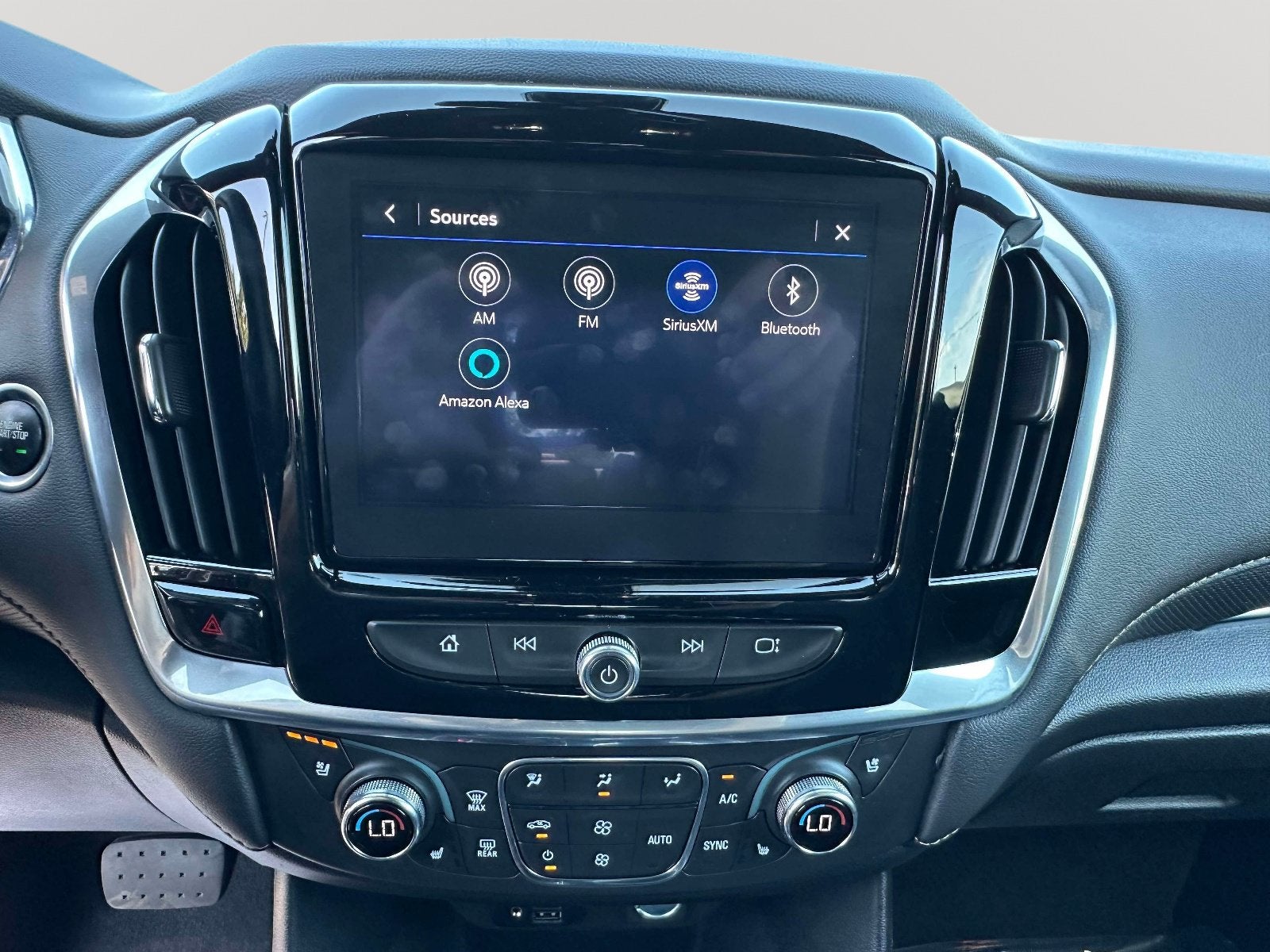 2023 Chevrolet Traverse Premier - Photo 9