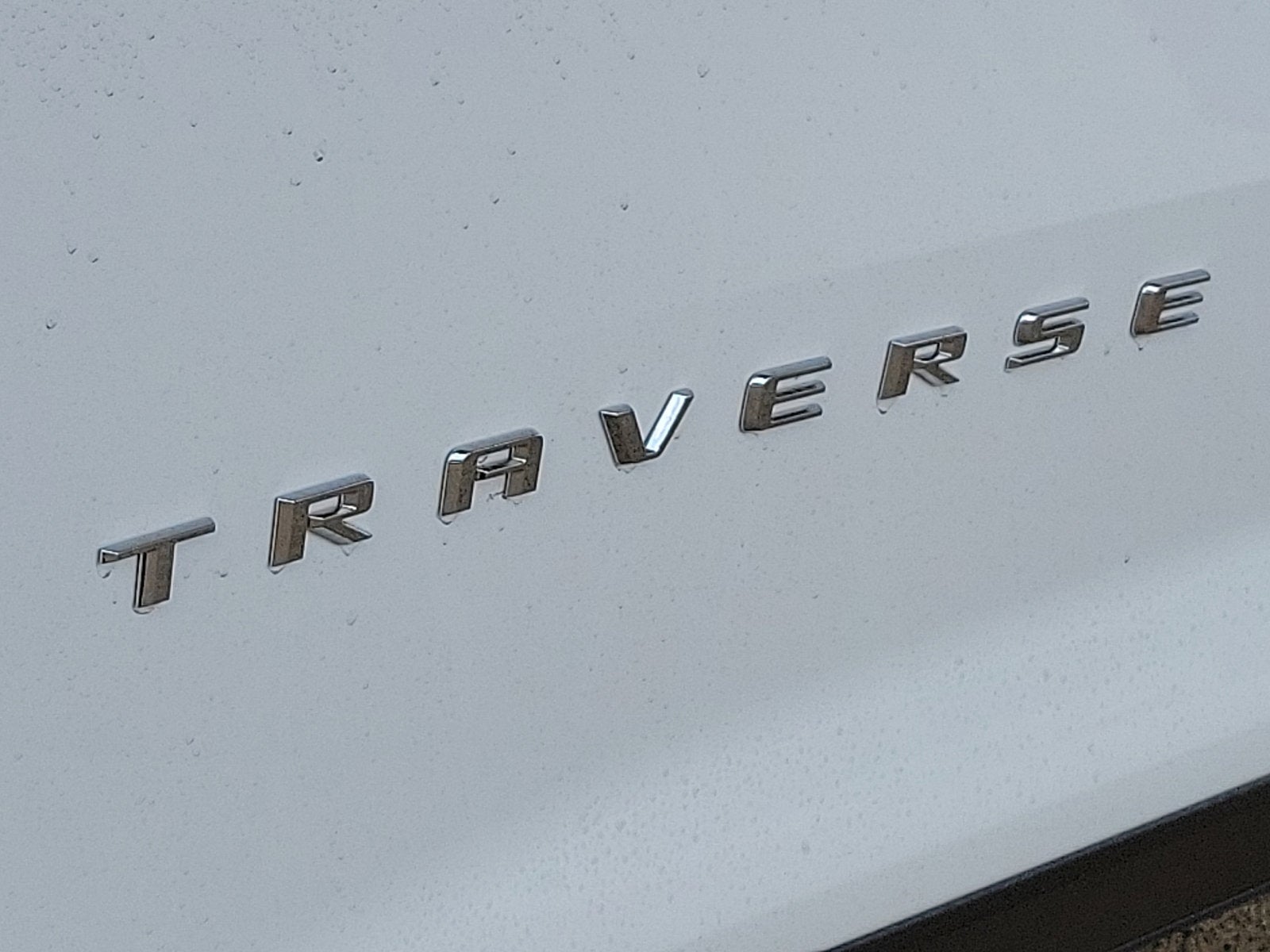 2024 Chevrolet Traverse LS