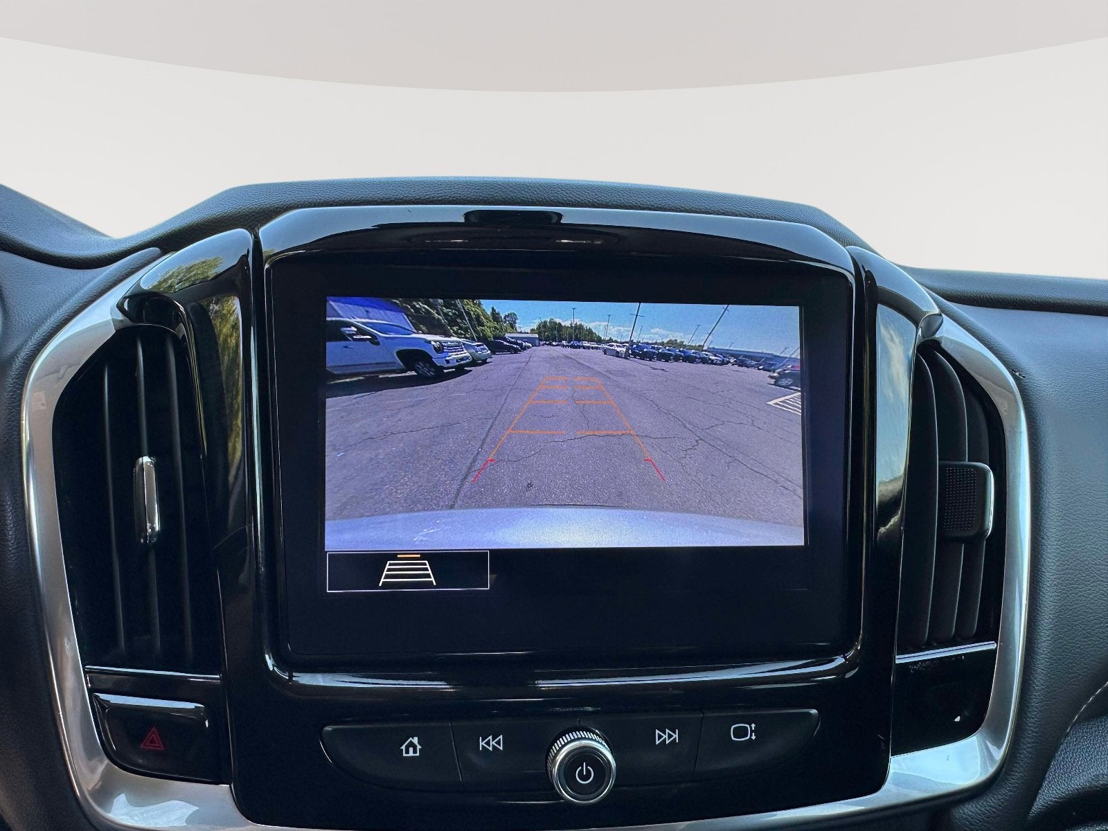 2021 Chevrolet Traverse LT Cloth