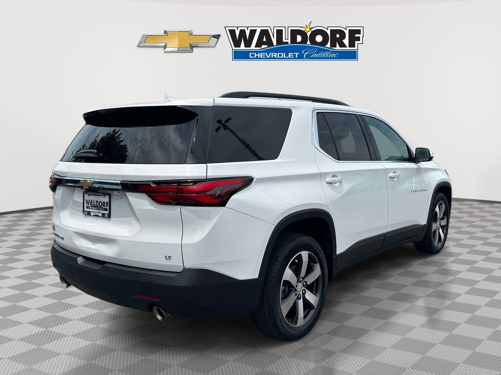 2023 Chevrolet Traverse LT Leather