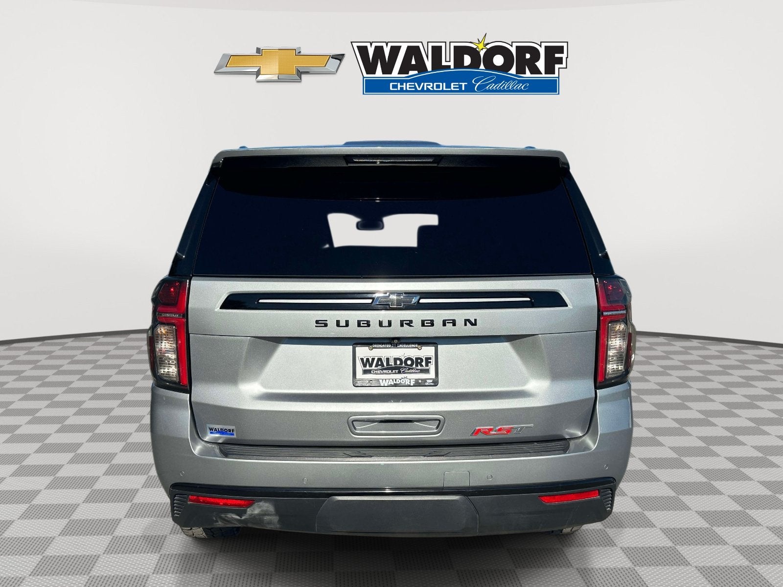 2023 Chevrolet Suburban RST