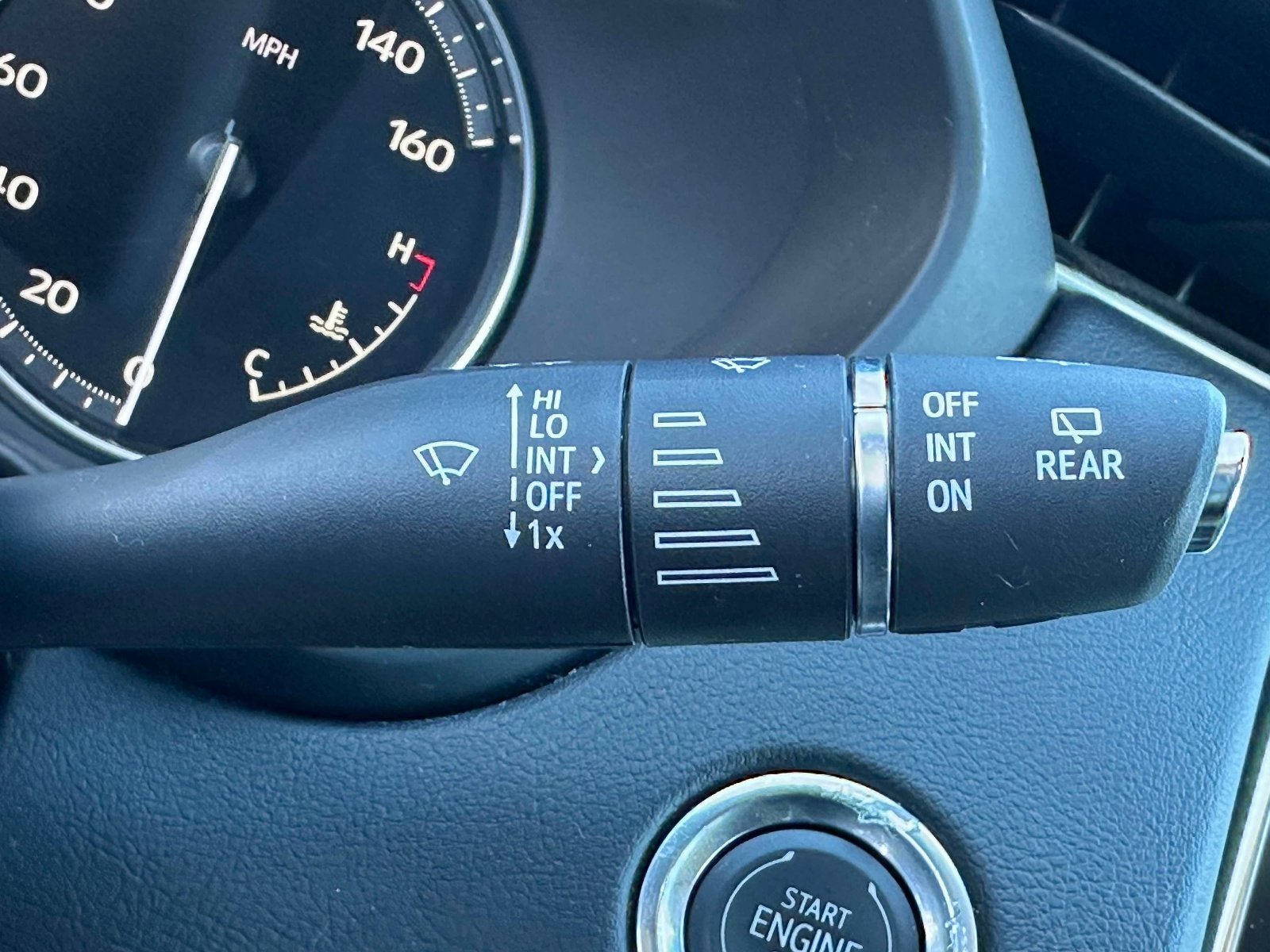 2020 Cadillac XT4 Luxury