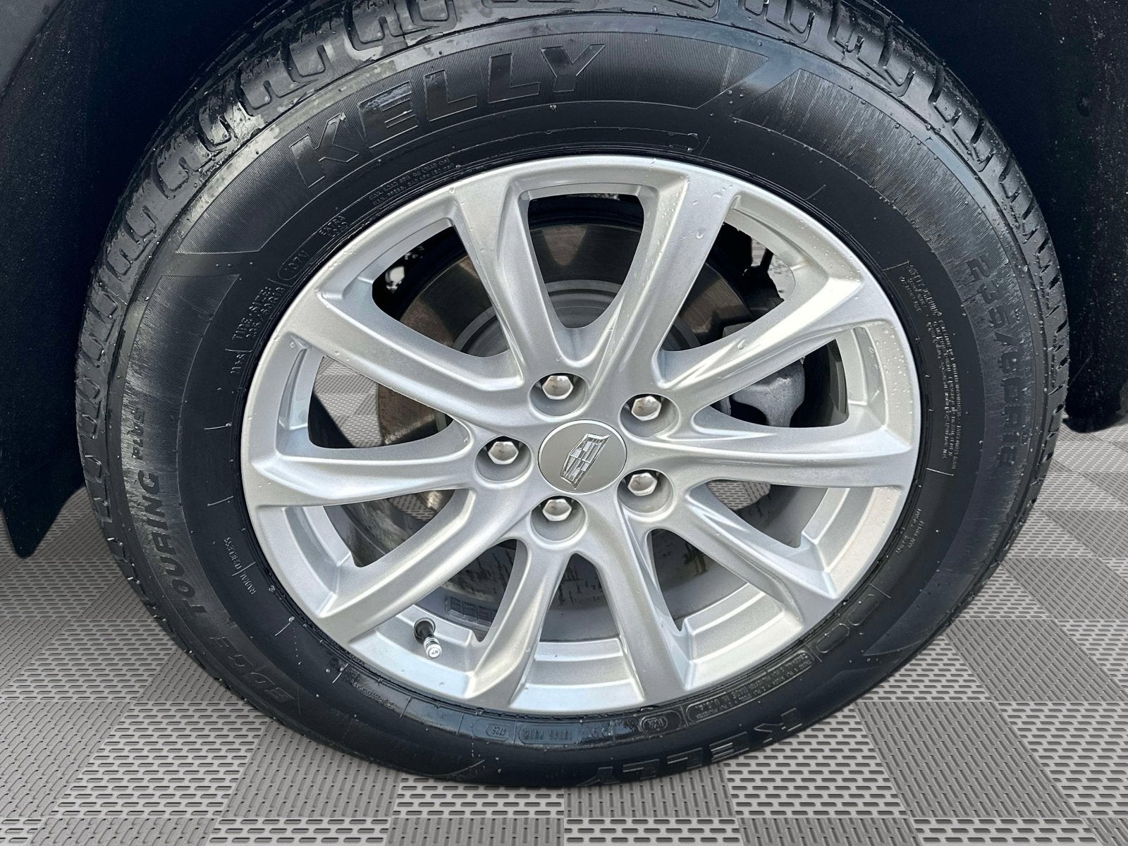 2022 Cadillac XT4 Luxury