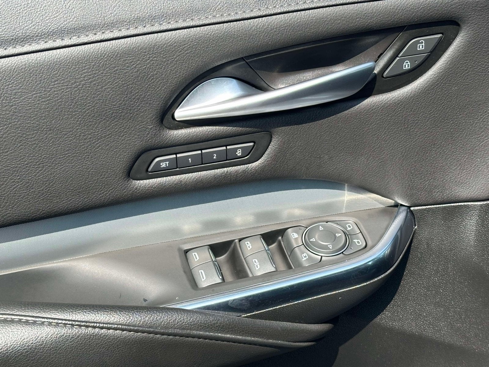 2023 Cadillac XT4 AWD Premium Luxury