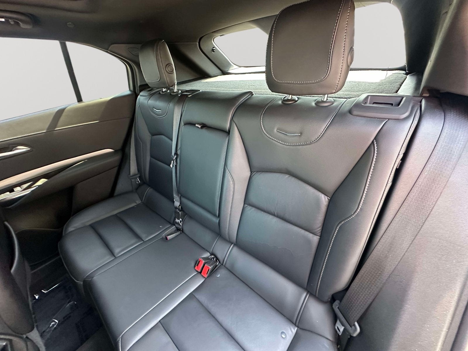 2023 Cadillac XT4 AWD Premium Luxury