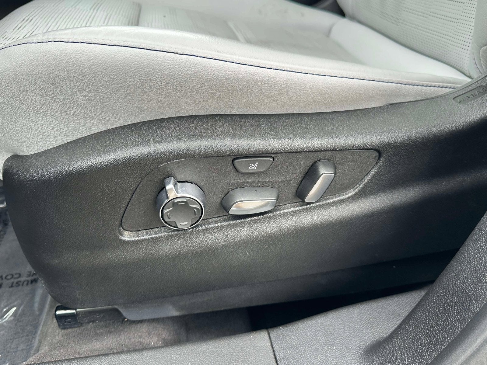 2025 Cadillac XT4 Sport