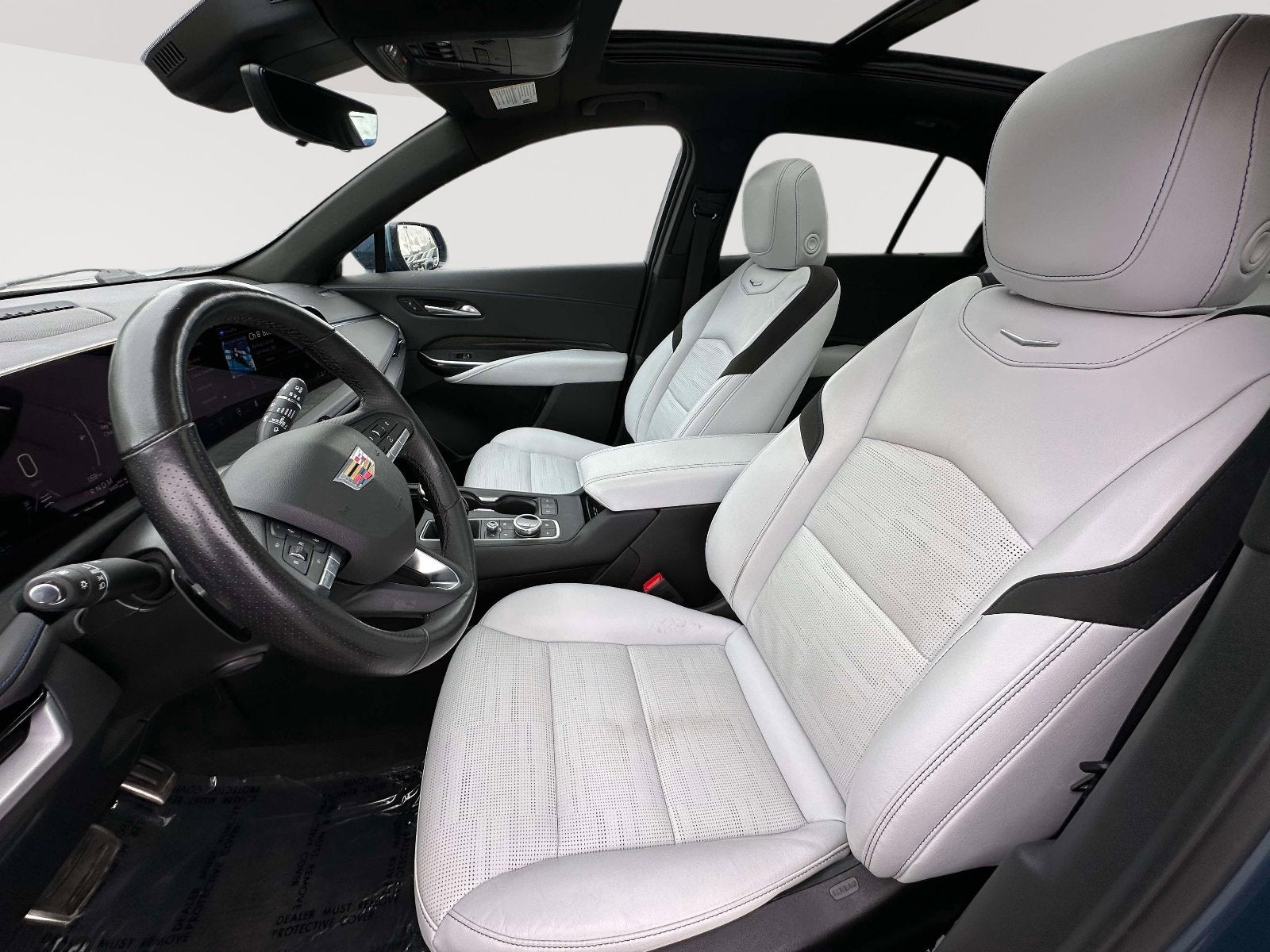 2025 Cadillac XT4 Sport