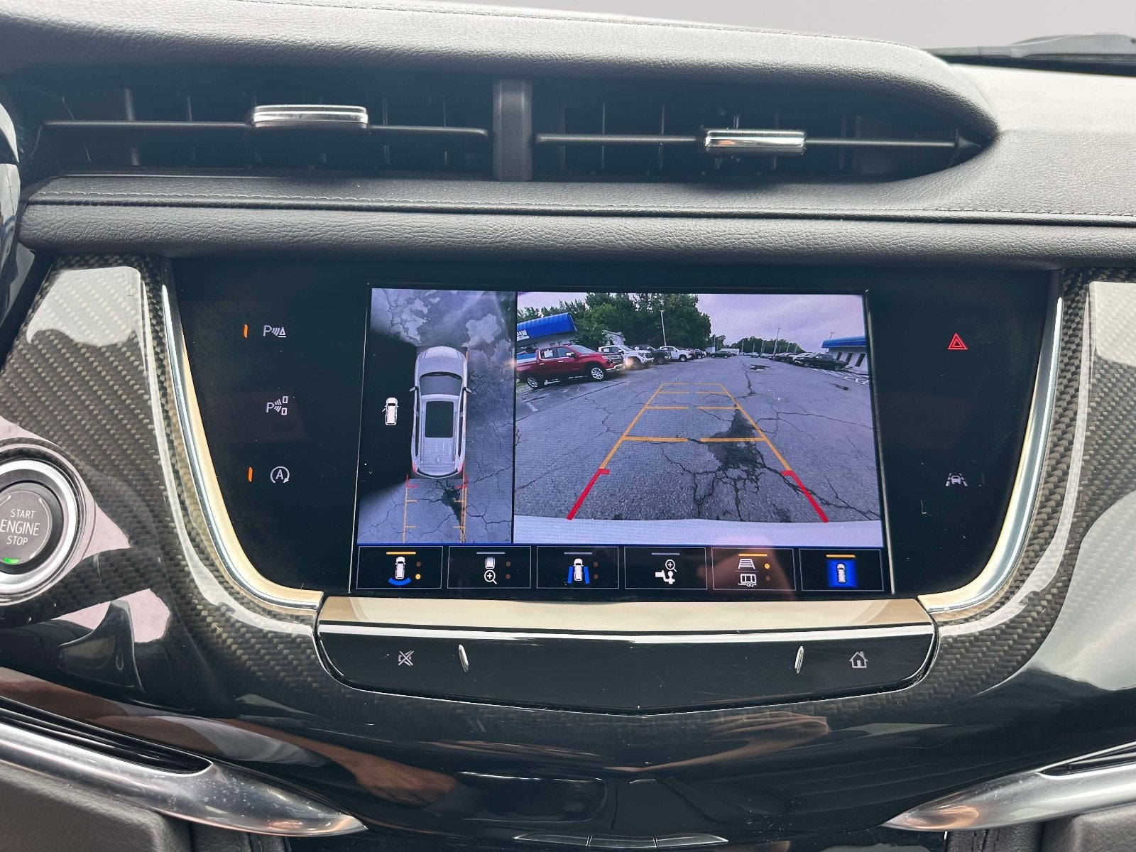 2022 Cadillac XT6 Sport