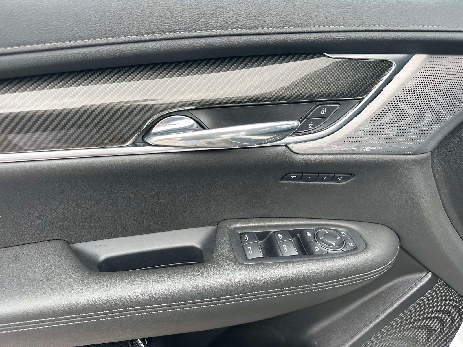 2022 Cadillac XT6 Sport