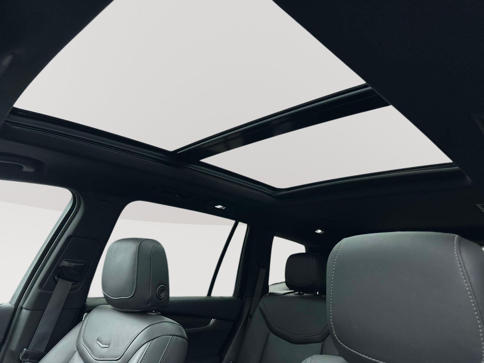 2022 Cadillac XT6 Sport