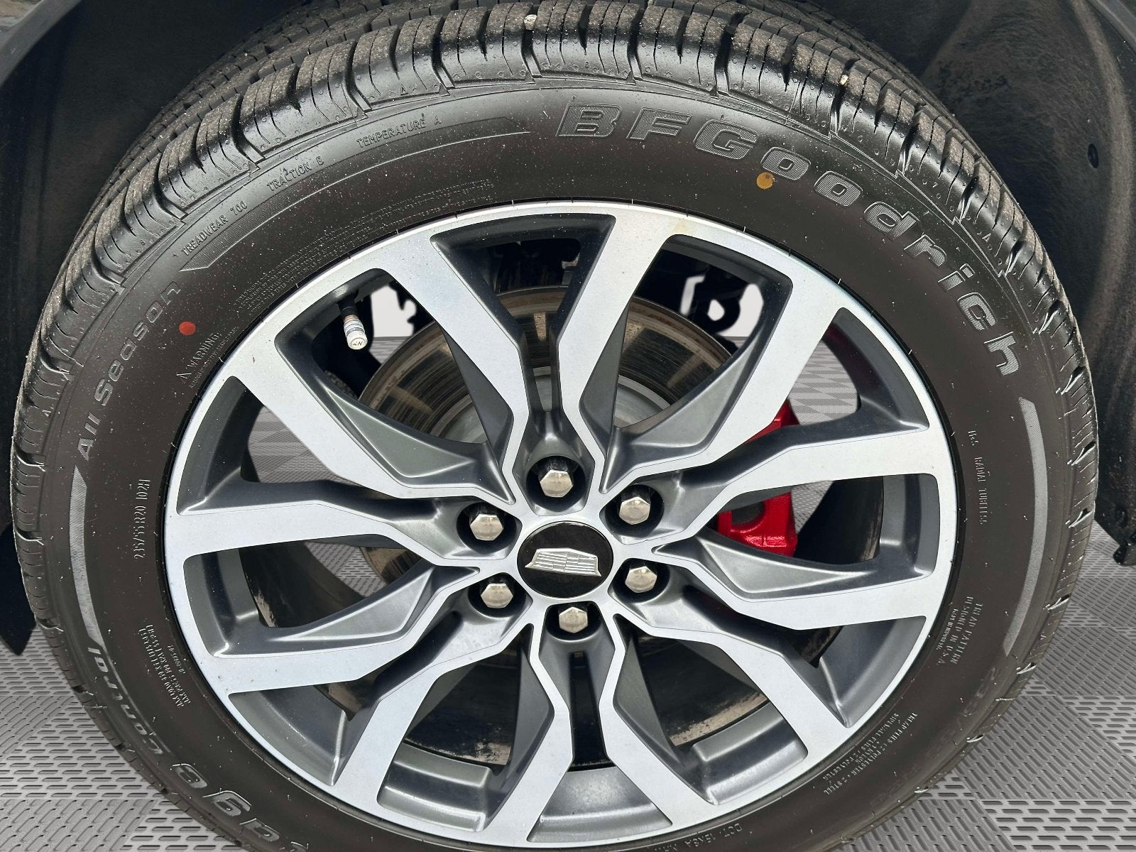 2024 Cadillac XT6 Sport