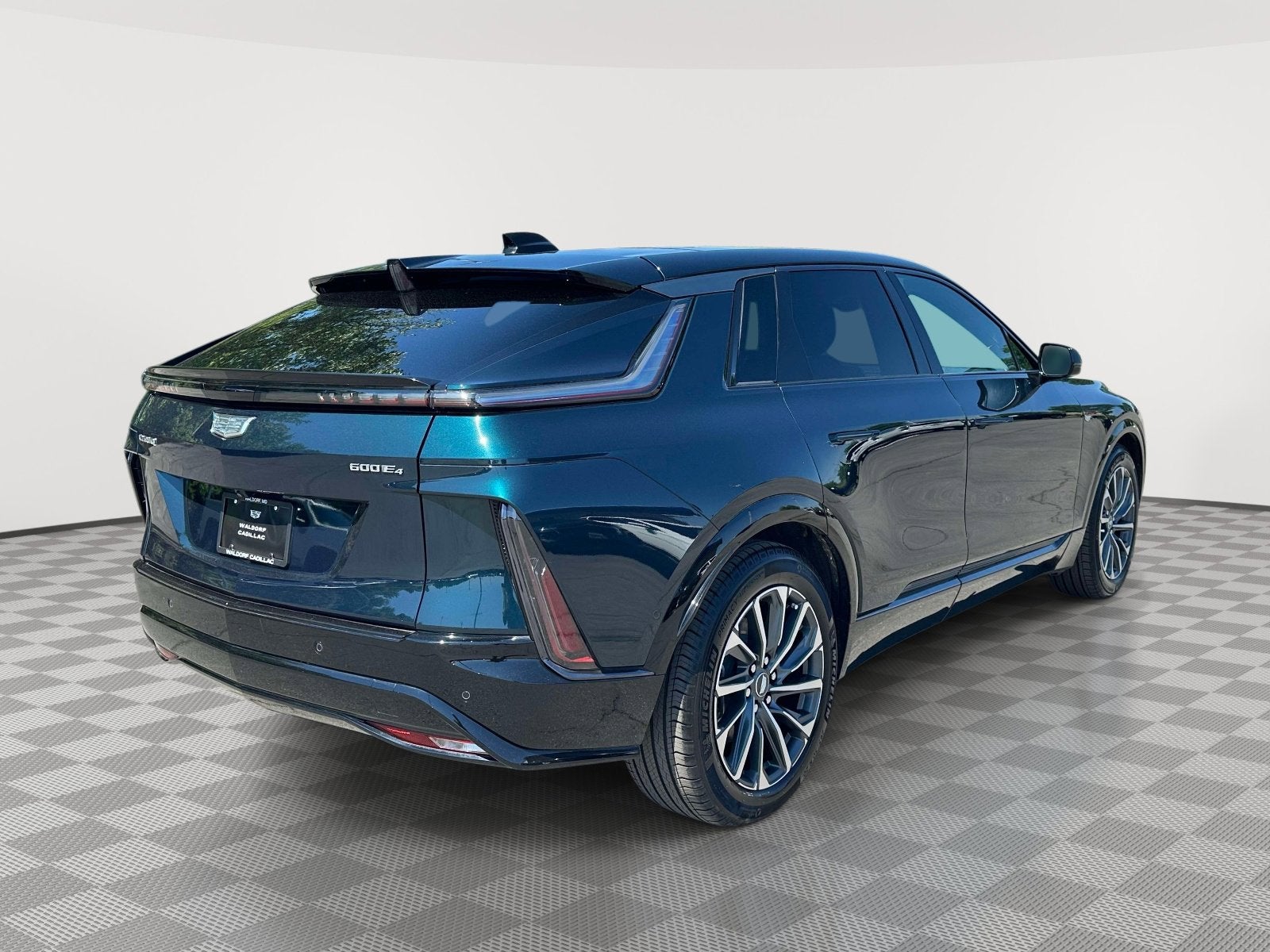 2024 Cadillac LYRIQ Sport 2