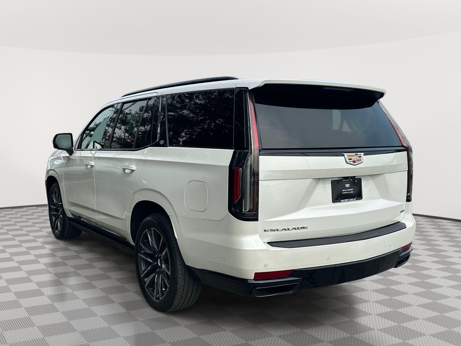 2023 Cadillac Escalade 4WD Sport