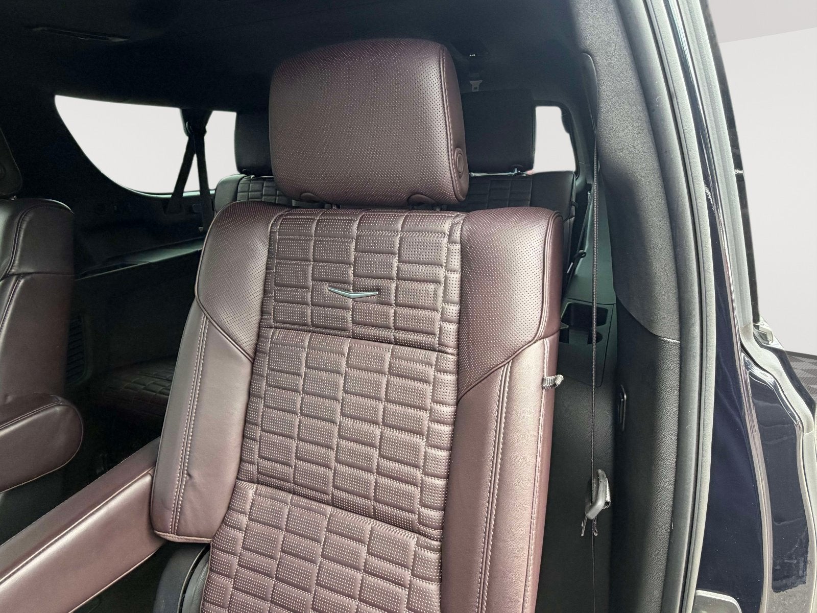2022 Cadillac Escalade ESV Premium Luxury Platinum