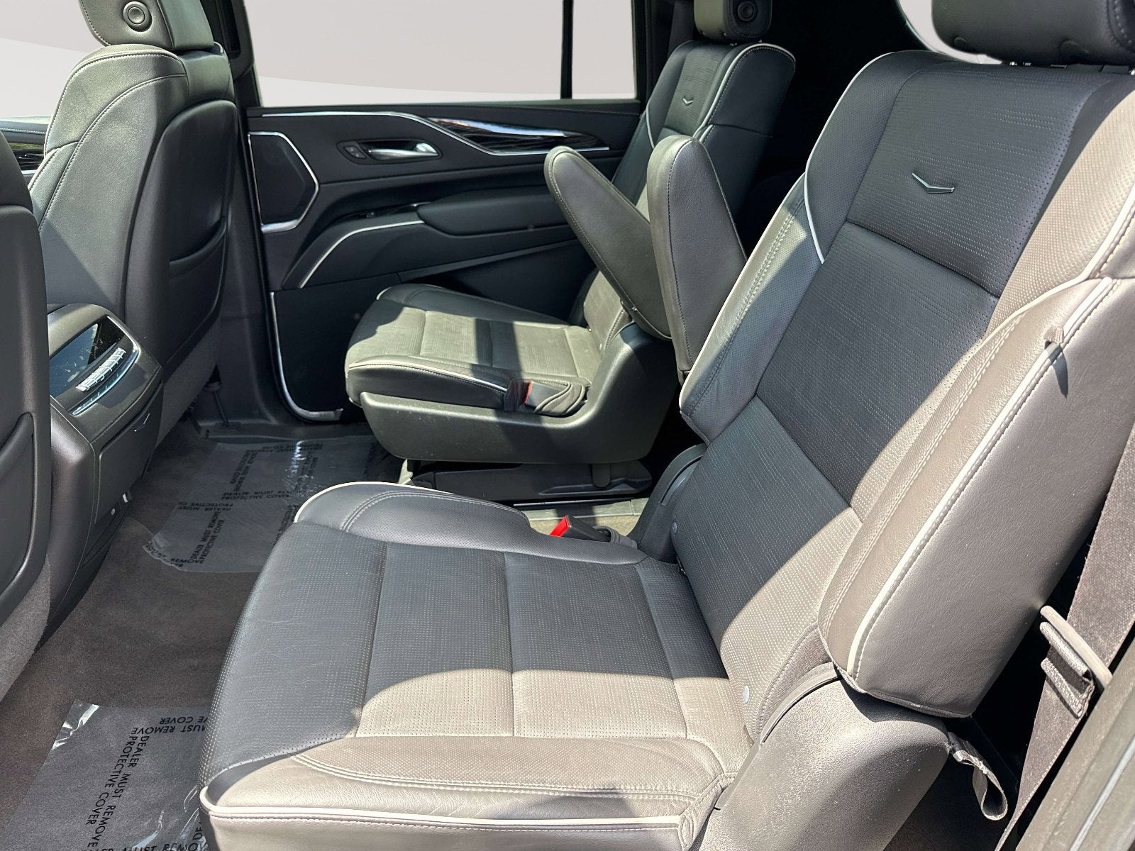 2023 Cadillac Escalade ESV Sport