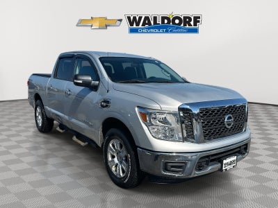 2017 Nissan Titan SV