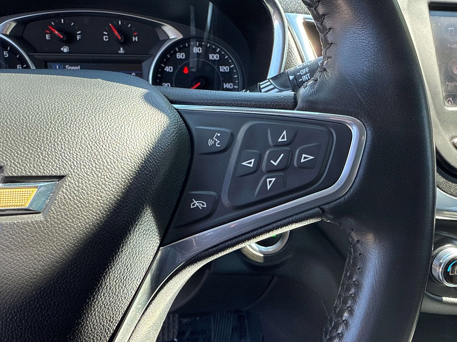 2022 Chevrolet Equinox LT - Photo 14