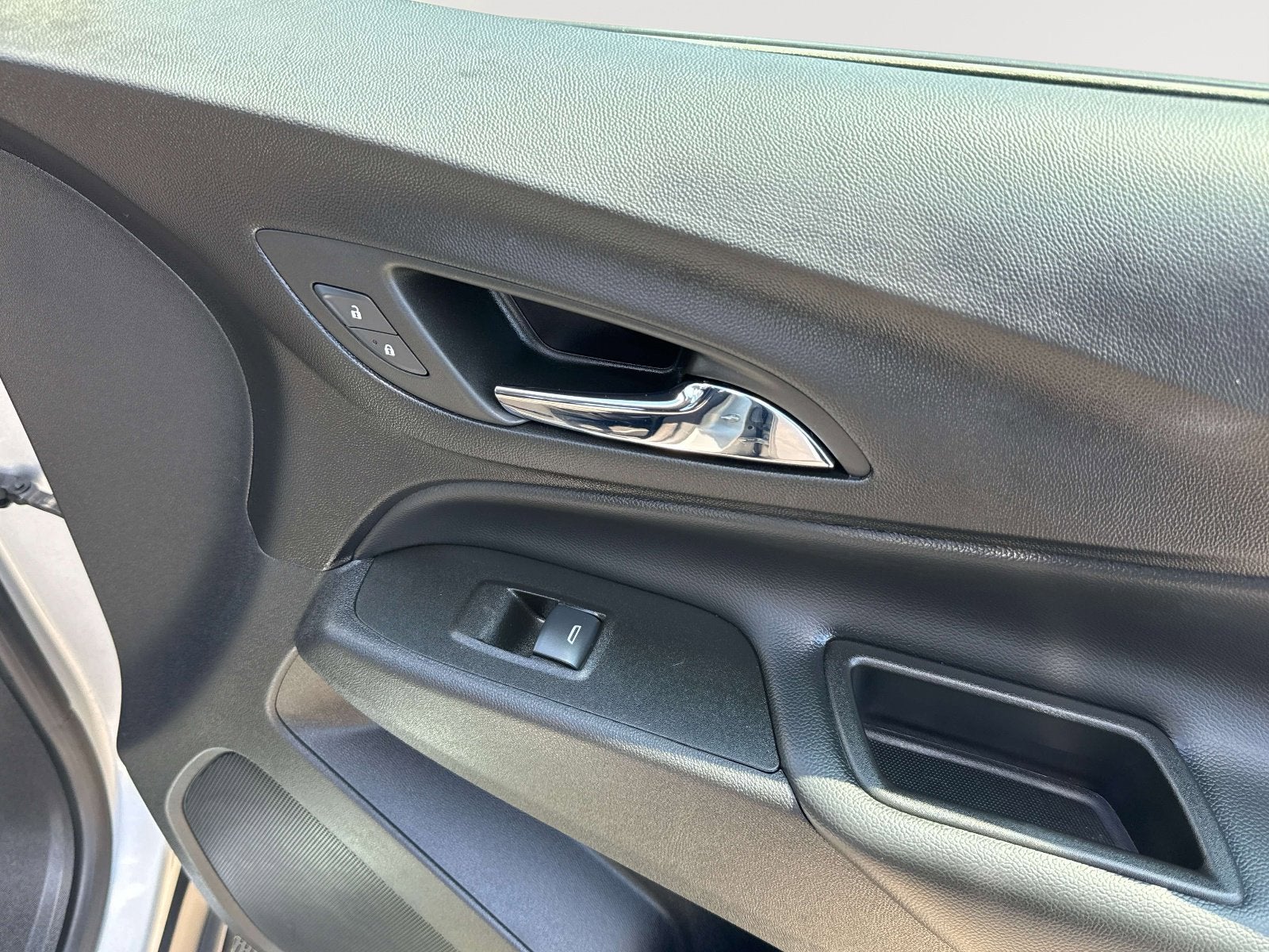 2022 Chevrolet Equinox LT - Photo 25
