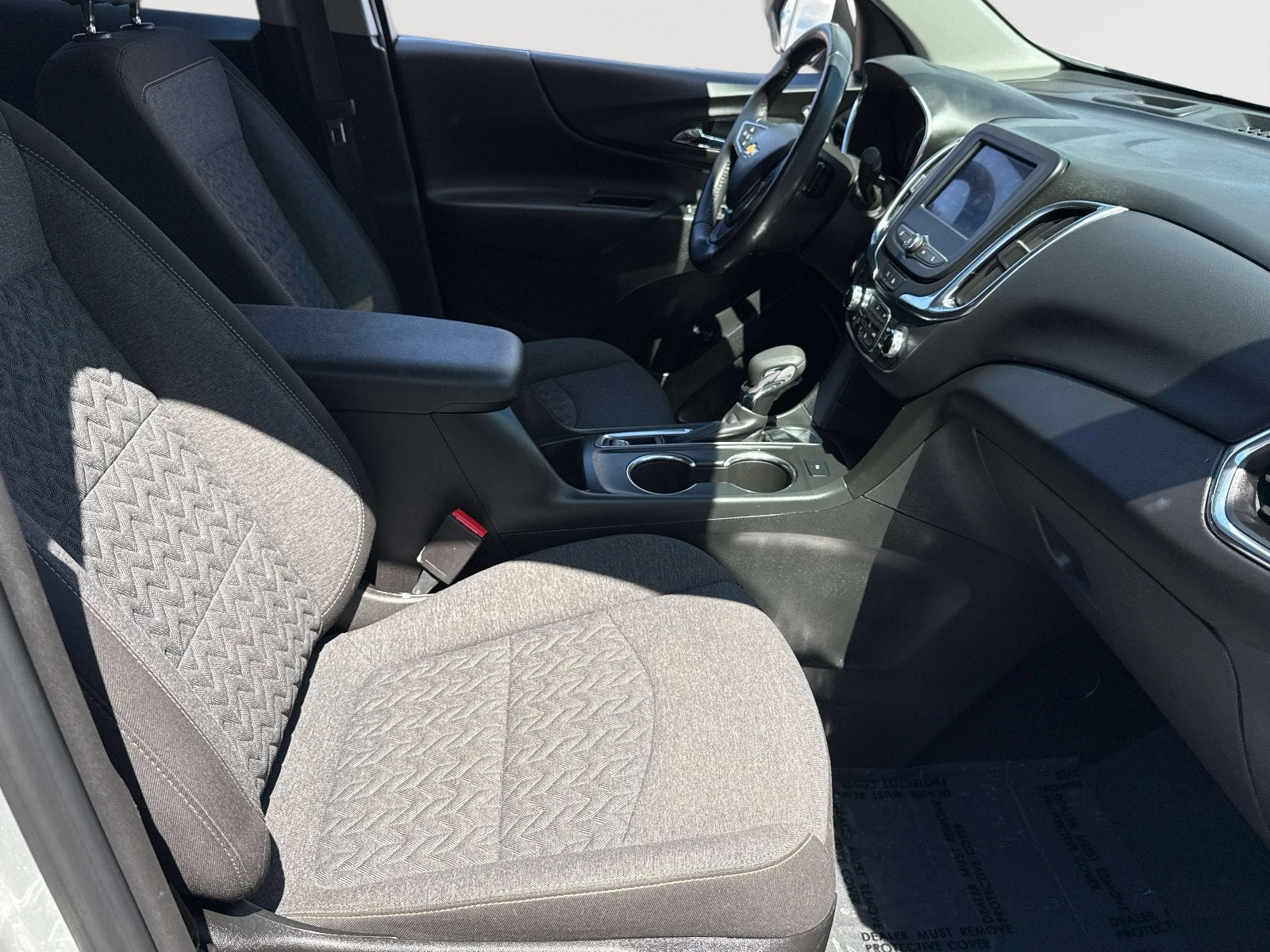 2022 Chevrolet Equinox LT - Photo 28