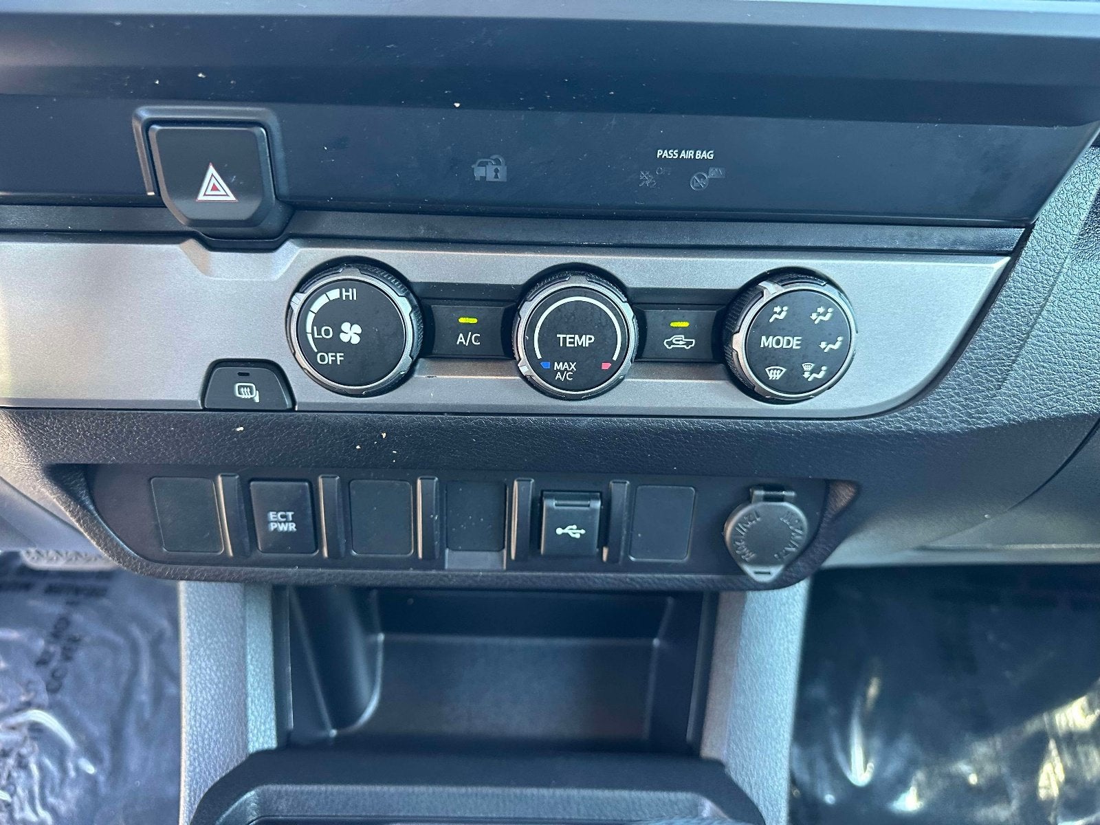 2022 Toyota Tacoma 2WD SR